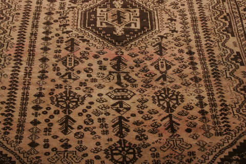Shiraz Multicolor Hand Knotted 57 X 84  Area Rug 155-76179 Image 10