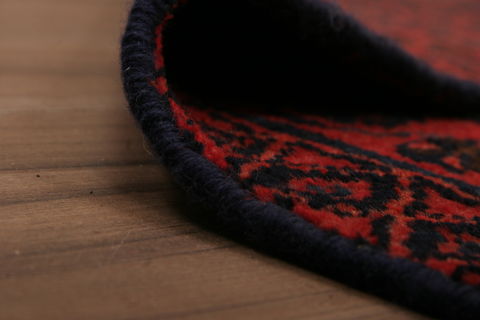 Shiraz Multicolor Hand Knotted 49 X 60  Area Rug 155-76188 Image 6