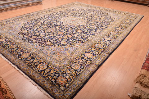 Kashan Blue Hand Knotted 103 X 146 Area Rug 100-76251 Image 14