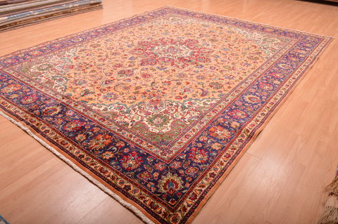 Tabriz Orange Hand Knotted 100 X 129 Area Rug 100-76286 Image 13