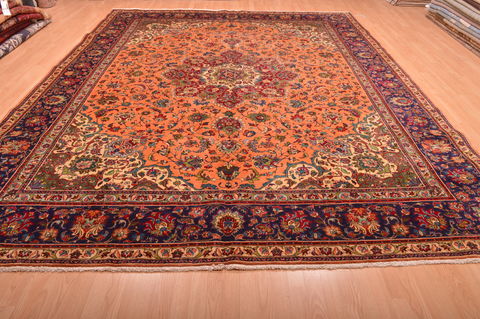 Tabriz Orange Hand Knotted 100 X 129 Area Rug 100-76286 Image 1