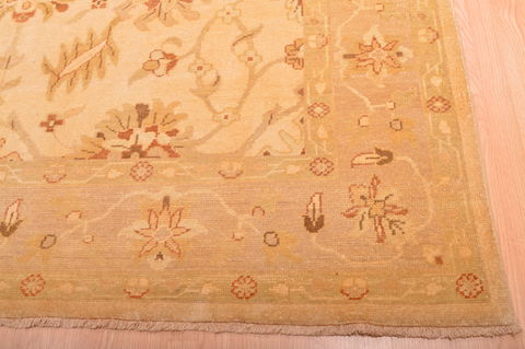 Ziegler Beige Hand Knotted 81 X 100 Area Rug 100-76312 Image 12