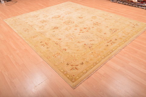 Ziegler Beige Hand Knotted 81 X 100 Area Rug 100-76312 Image 5
