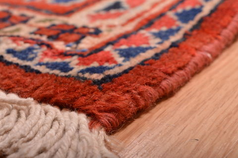 Moshk Abad Red Hand Knotted 106 X 166 Area Rug 100-76325 Image 12
