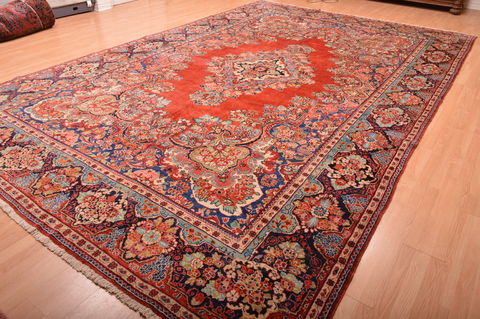 Moshk Abad Red Hand Knotted 106 X 166 Area Rug 100-76325 Image 6