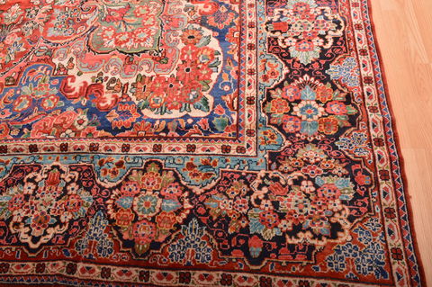 Moshk Abad Red Hand Knotted 106 X 166 Area Rug 100-76325 Image 8