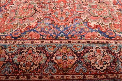 Moshk Abad Red Hand Knotted 106 X 166 Area Rug 100-76325 Image 9