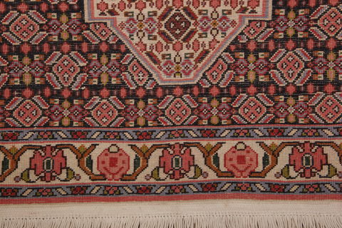Sanandaj Multicolor Hand Knotted 25 X 33 Area Rug 155-76368 Image 7