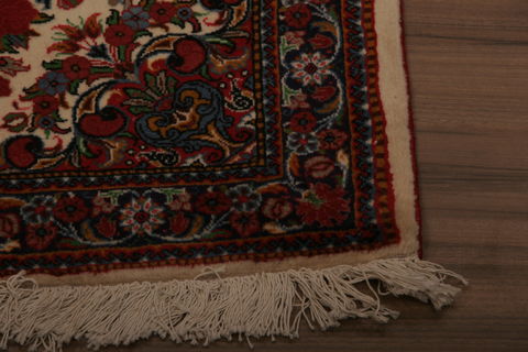 Sarouk Multicolor Hand Knotted 24 X 34 Area Rug 155-76377 Image 4