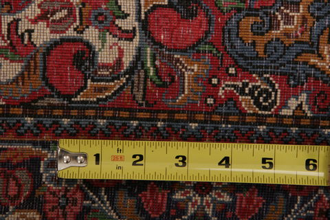 Sarouk Multicolor Hand Knotted 24 X 34 Area Rug 155-76377 Image 8