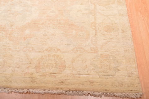 Oushak Beige Hand Knotted 82 X 100 Area Rug 100-76390 Image 5