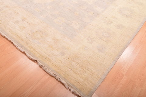 Oushak Beige Hand Knotted 99 X 138 Area Rug 100-76396 Image 17