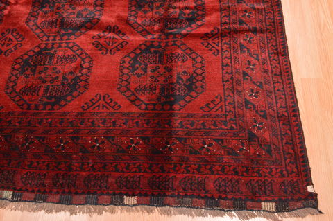 Kunduz Red Hand Knotted 74 X 97 Area Rug 100-76411 Image 10