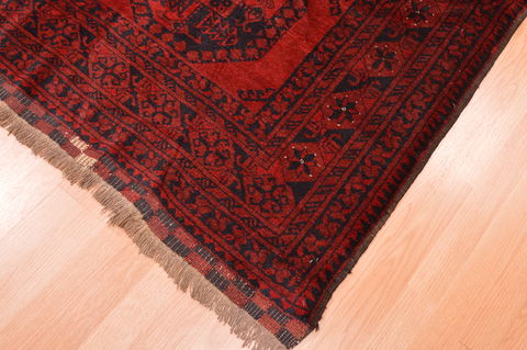 Kunduz Red Hand Knotted 74 X 97 Area Rug 100-76411 Image 7