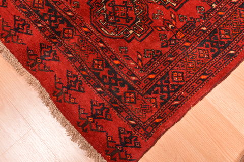 Baluch Red Hand Knotted 35 X 59 Area Rug 100-76432 Image 6