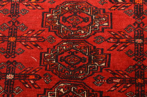 Baluch Red Hand Knotted 35 X 59 Area Rug 100-76432 Image 7