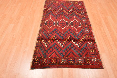 Baluch Red Hand Knotted 35 X 57 Area Rug 100-76433 Image 6