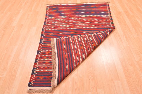 Kilim Red Hand Knotted 39 X 61 Area Rug 100-76443 Image 4