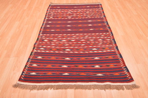 Kilim Red Hand Knotted 39 X 61 Area Rug 100-76443 Image 5
