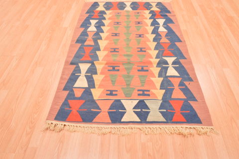 Kilim Red Hand Knotted 38 X 510 Area Rug 100-76509 Image 3