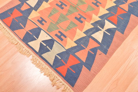Kilim Red Hand Knotted 38 X 510 Area Rug 100-76509 Image 5