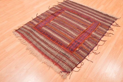 Kilim Red Hand Knotted 42 X 411 Area Rug 100-76538 Image 2