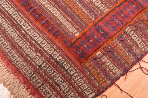 Kilim Red Hand Knotted 42 X 411 Area Rug 100-76538 Image 3