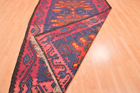 Kilim Red Hand Knotted 63 X 98 Area Rug 100-76558 Image 9