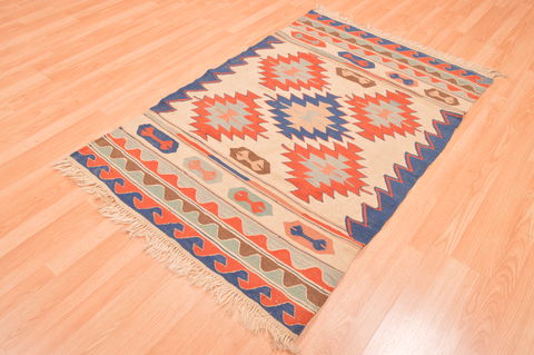 Kilim Beige Hand Knotted 37 X 56 Area Rug 100-76559 Image 2