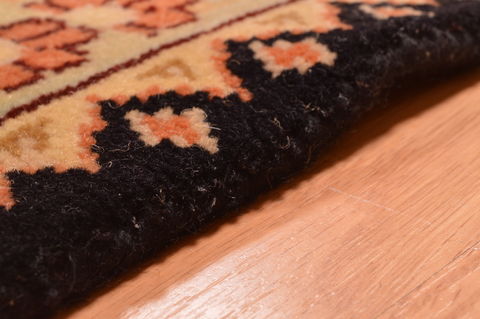 Jaipur Black Hand Knotted 89 X 116 Area Rug 100-89773 Image 12