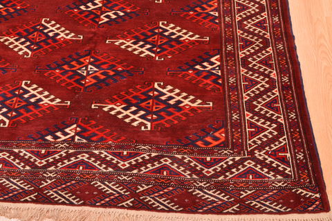 Khan Mohammadi Red Hand Knotted 72 X 92 Area Rug 100-89780 Image 12