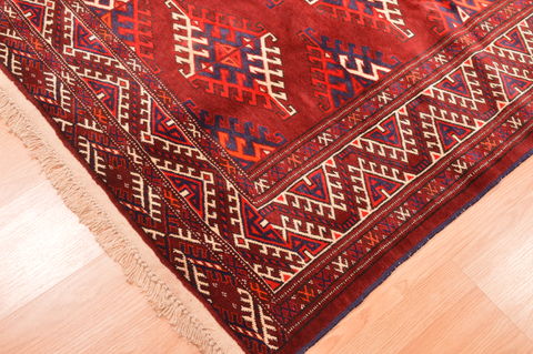 Khan Mohammadi Red Hand Knotted 72 X 92 Area Rug 100-89780 Image 7
