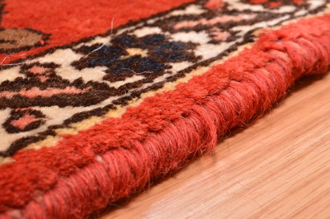 Bakhtiar Red Hand Knotted 70 X 105 Area Rug 100-89787 Image 14