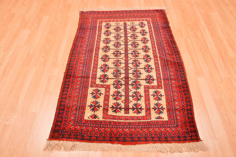 Baluch Beige Hand Knotted 30 X 47 Area Rug 100-89802 Image 4
