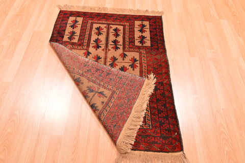 Baluch Beige Hand Knotted 30 X 47 Area Rug 100-89805 Image 10
