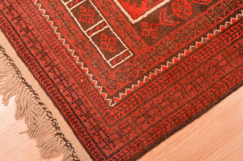 Baluch Red Hand Knotted 30 X 47 Area Rug 100-89820 Image 6
