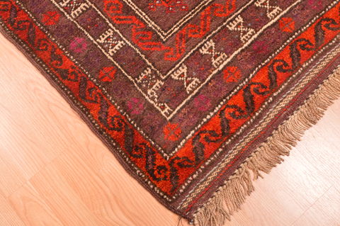 Baluch Red Hand Knotted 30 X 47 Area Rug 100-89821 Image 6