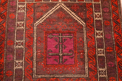 Baluch Red Hand Knotted 30 X 47 Area Rug 100-89821 Image 7