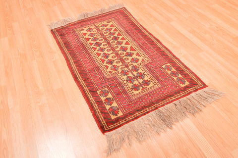 Baluch Beige Hand Knotted 28 X 46 Area Rug 100-89825 Image 5