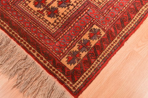 Baluch Beige Hand Knotted 28 X 46 Area Rug 100-89825 Image 7