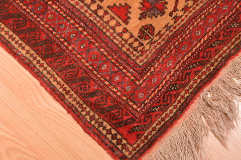 Baluch Beige Hand Knotted 28 X 46 Area Rug 100-89825 Image 8