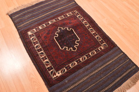 Baluch Red Hand Knotted 30 X 47 Area Rug 100-89829 Image 10