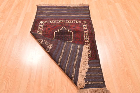 Baluch Red Hand Knotted 30 X 47 Area Rug 100-89829 Image 12