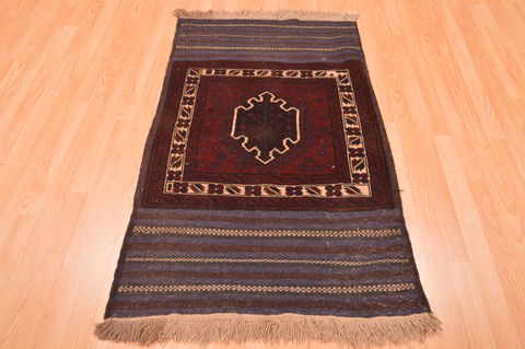 Baluch Red Hand Knotted 30 X 47 Area Rug 100-89829 Image 4