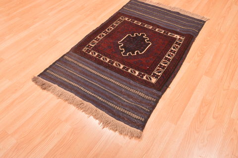 Baluch Red Hand Knotted 30 X 47 Area Rug 100-89829 Image 5