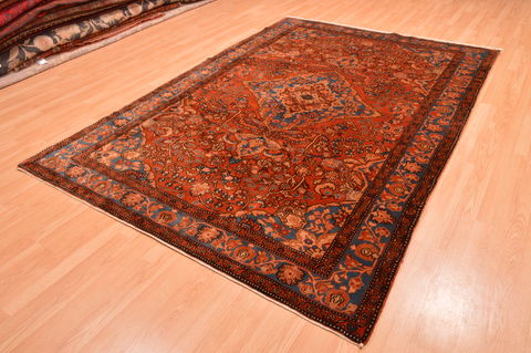 Nahavand Brown Hand Knotted 67 X 97 Area Rug 100-89889 Image 2