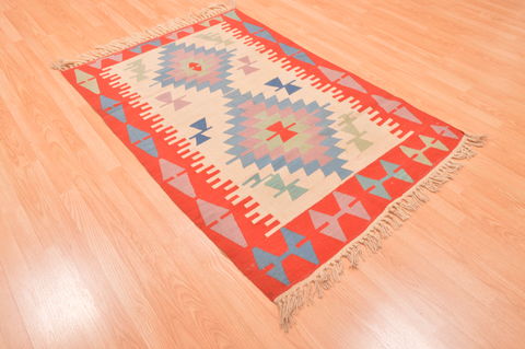 Kilim Red Hand Knotted 38 X 57 Area Rug 100-89904 Image 3