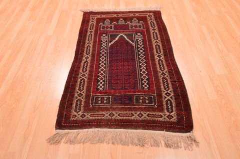 Baluch Red Hand Knotted 30 X 47 Area Rug 100-89921 Image 1