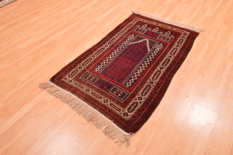 Baluch Red Hand Knotted 30 X 47 Area Rug 100-89921 Image 2