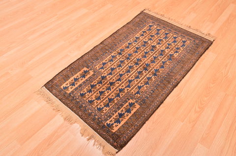 Baluch Beige Hand Knotted 30 X 50 Area Rug 100-89938 Image 6